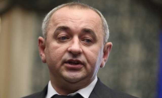 Матіос - Парубію: Схаменіться, не підставляйте президента!