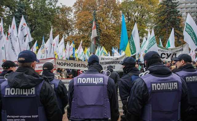 В МВД считают, что митингующие начнут применять оружие во время провокаций