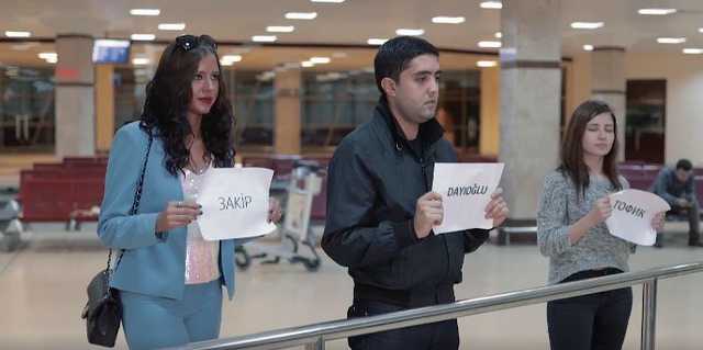 В Азербайджане сняли рекламу с намеком на секс-туризм в Украине