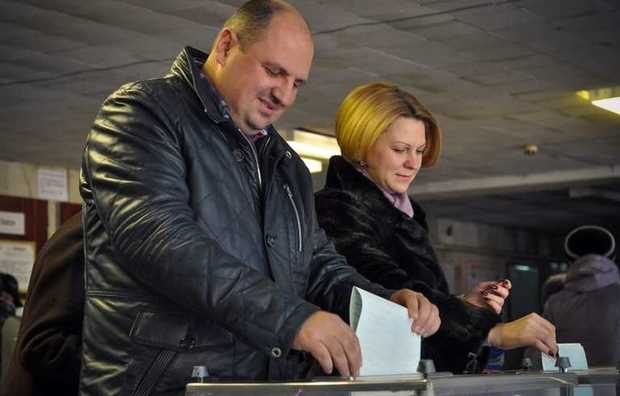 За время депутатства Розенблата его семья выиграла тендеры на десятки миллионов