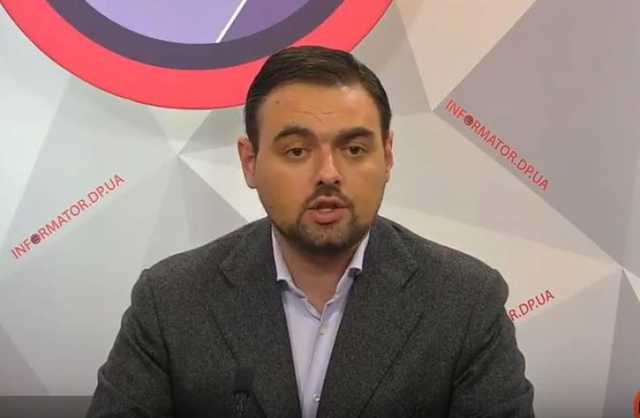 Секретарь горсовета Днепра ушел в добровольное "изгнание"