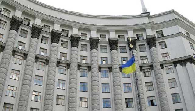 В Кабмине хотят ввести для иностранцев экзамены по украинскому языку