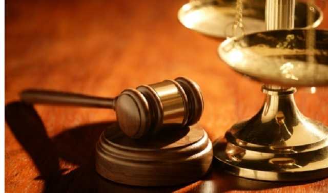 -    Mercedes  Porche Cayenne