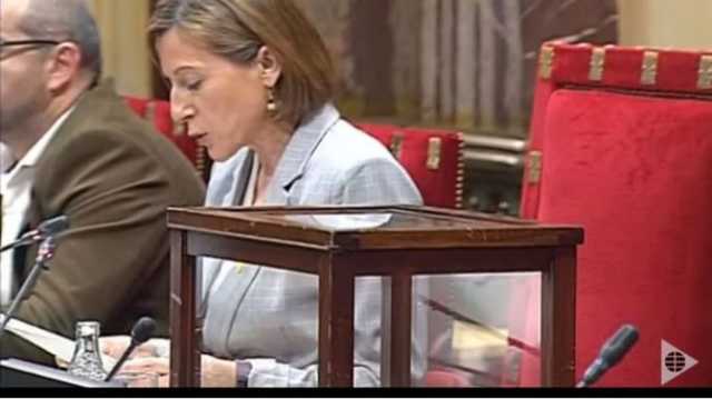 Каталония объявила независимость. Испания подает в суд. Хроника событий