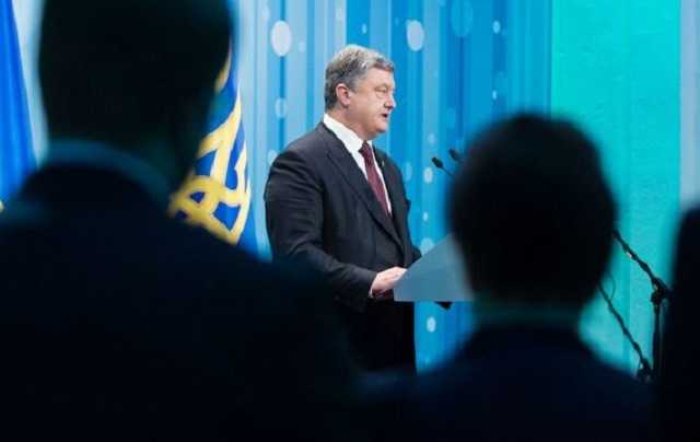 Партия Порошенко заявила о полной победе на выборах