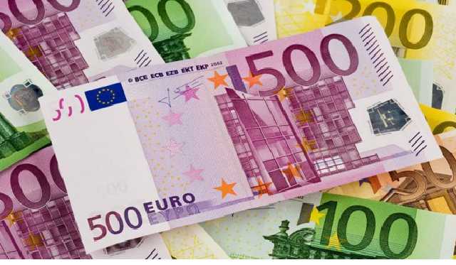 Еще одна страна хочет стать членом еврозоны