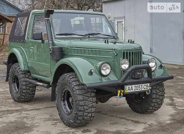 Украинец превратил Toyota Land Cruiser в ГАЗ-69