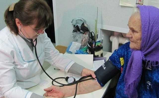 Для кого реформа. В поликлиниках не знают, как лечить украинцев