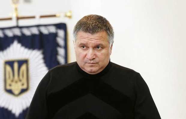Аваков должен добровольно уйти в отставку – Лещенко
