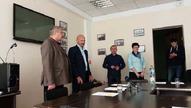 Менеджмент «Центрэнерго» выстроился по стойке «смирно» во время визита смотрящего Кононенко