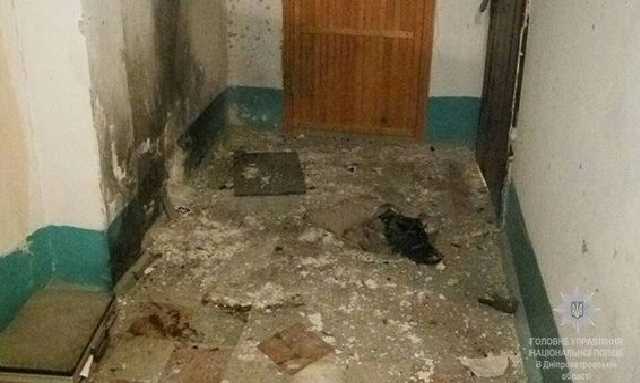 Взрыв гранаты в Днепре: Одному из раненых полицейских ампутировали ногу