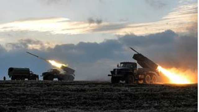 Обстрелы в Донецке стали еще сильнее, город напуган