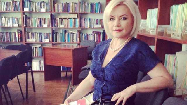 Кума Порошенко заметает российские следы