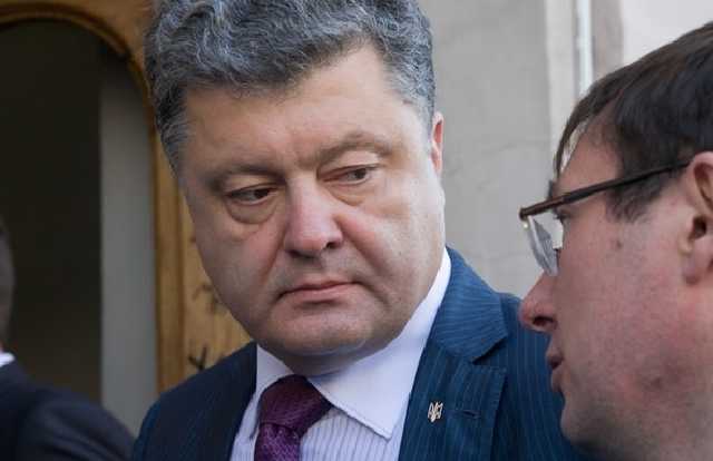 Порошенко внедрил ручное управление судами