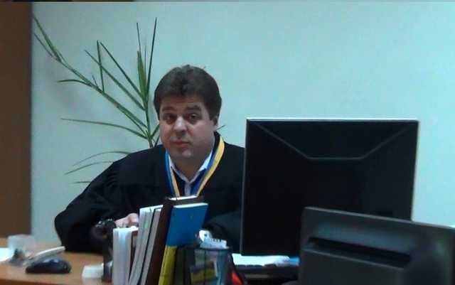 Поддержит ли Высший совет правосудия одесского судью-мошенника?