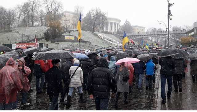 В Киеве прошел «Марш возмущенных»: озвучены требования