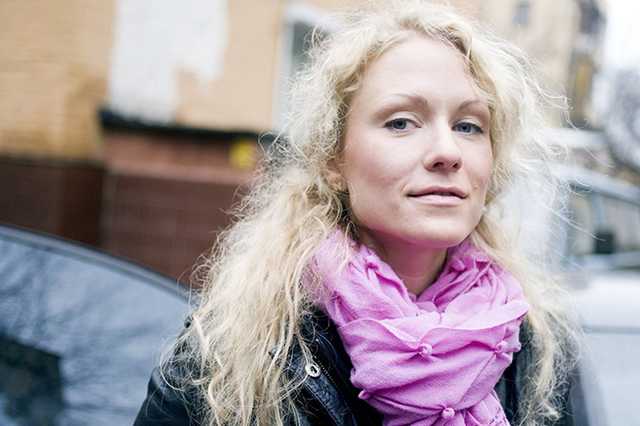 Известная российская телеведущая призвала россиян "открыть рот против Путина"