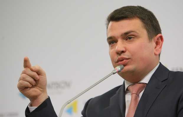 Власть атакует НАБУ из-за резонансных дел – Сытник