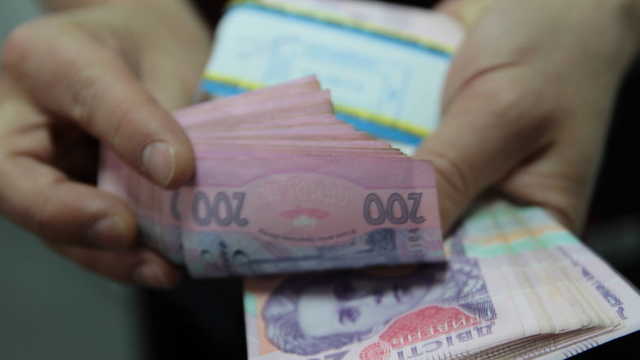 Меньше студентам - больше чиновникам: СМИ изучили тайный документ Минсоцполитики