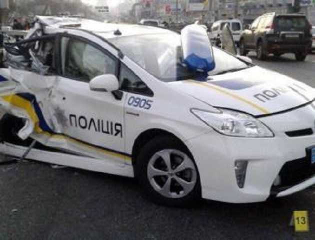 Почти 40% столичных полицейских Prius подлежат ремонту