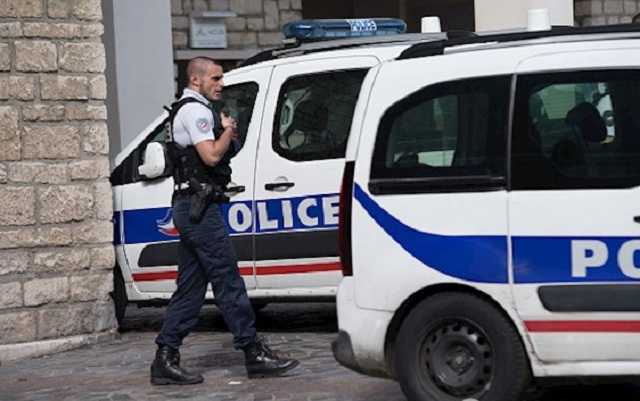 ЧП в Ницце: неизвестный открыл огонь по прохожим