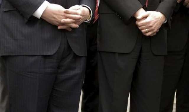 Взяточников у власти заоблачные зарплаты не остановят