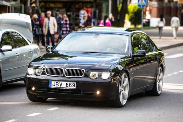 Гройсман сдался, и готов запустить в Украине регистрацию «блях»