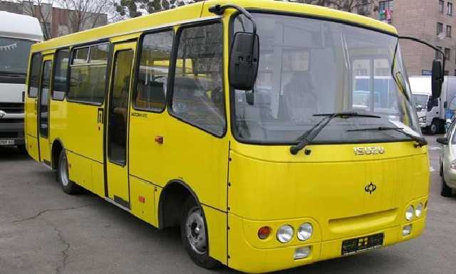 В сети рассказали о возмутительном инциденте в маршрутке с дочерью АТОшника