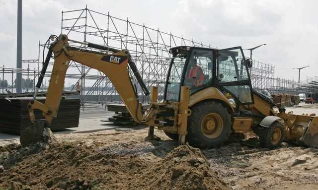 Скандальная застройка Сенного рынка: активисты с кулаками остановили строителей