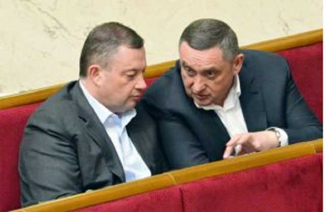 В регионах идут массовые обыски по делу братьев-жуликов из БПП Дубневичей