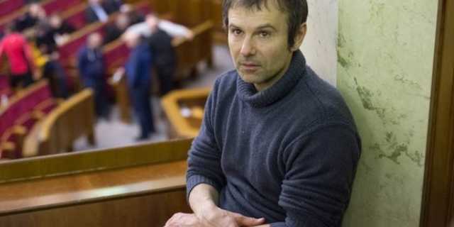 Вакарчук предупредил украинцев о страшной опасности