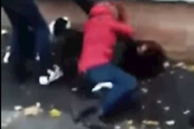 В Полтаве сверстники избили восьмиклассницу прямо возле школы