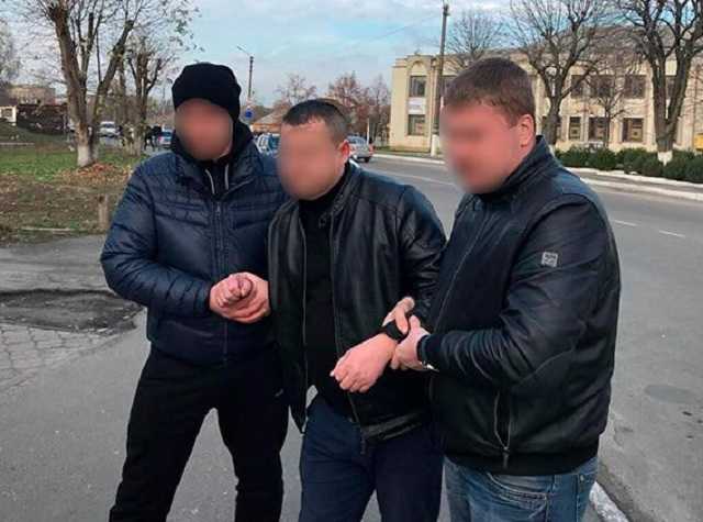 Начальник следствия отделения полиции Киевской области попал впросак