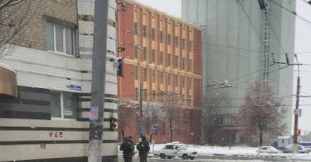 Луганск: в городе почти нет военной техники и сняли оцепление