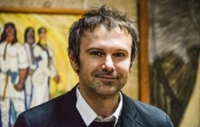 Вакарчуку "нарисовали" 12%, потому что так захотели на Банковой?