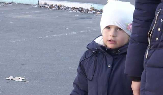 В Николаеве мать случайно увидела, как воспитательница детсада дубасит ее 4-летнего ребенка ногами