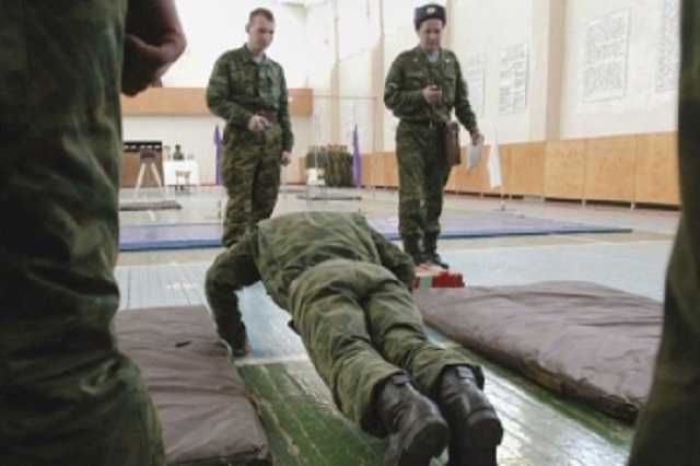 "Сейчас из тебя русского делать будем": предателей Украины загнобили в российской армии