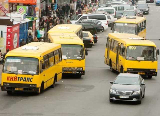 В Киеве 40% маршруток возят пассажиров нелегально, - КГГА