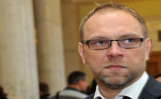 Who is реформатор в українському парламенті? – Власенко