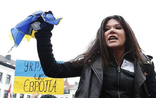 Руслана пояснила, чому пішла з Майдану перед побиттям студентів