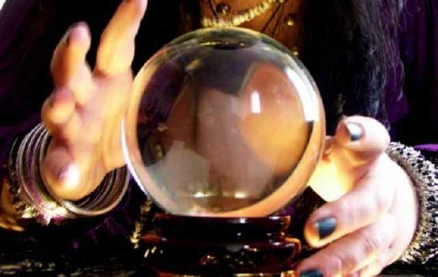 В Луганских больницах посылают к гадалке, вылить порчу или вычитать сглаз