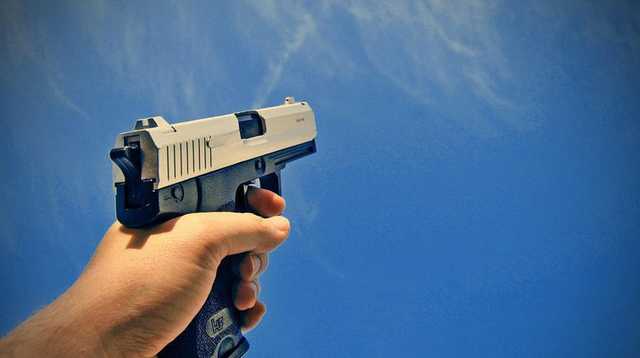 Стрельба в Киеве: неизвестный всадил пулю в мужчину