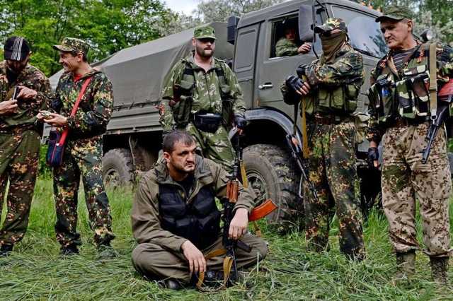 Более 6 сотен боевиков перешли на сторону Украины