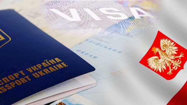 За полгода в Польшу уехало почти 2 миллиона украинцев