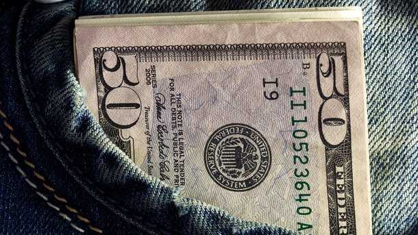 Курс доллара в Украине взлетел еще выше