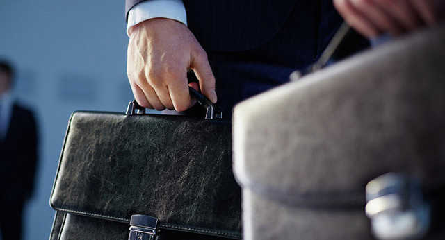 Эдуард Рубин: Почему сейчас на госдолжность с зарплатой до 70 тысяч некого взять