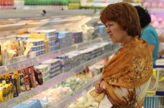 В Госпродпотребслужбе рассказали, сколько отравы нашли на прилавках в Украине