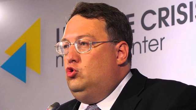 Саакашвили пытался прорваться в гостиницу возле Рады, чтобы помыться