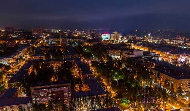 Фашик Донецкий: Ночь. Улица. Фонарь. Дебилы