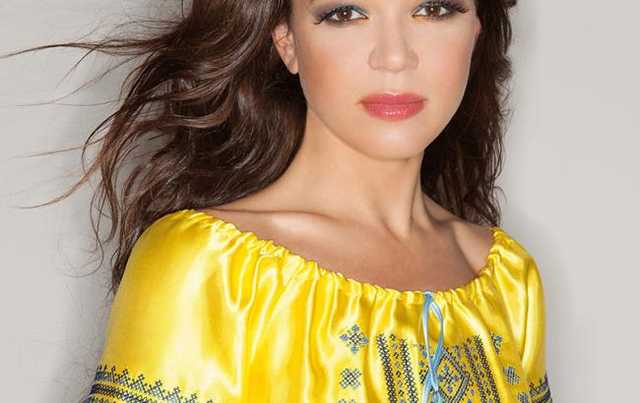 Известная украинская певица перенесла сложную операцию на лице